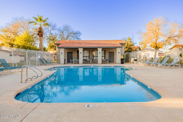 1718 S LONGMORE Street 34, Mesa, AZ 85202
