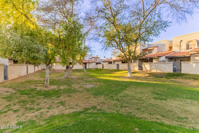 1718 S LONGMORE Street 34, Mesa, AZ 85202