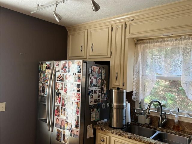 313 Chattahoochee Way, Woodstock, GA 30188