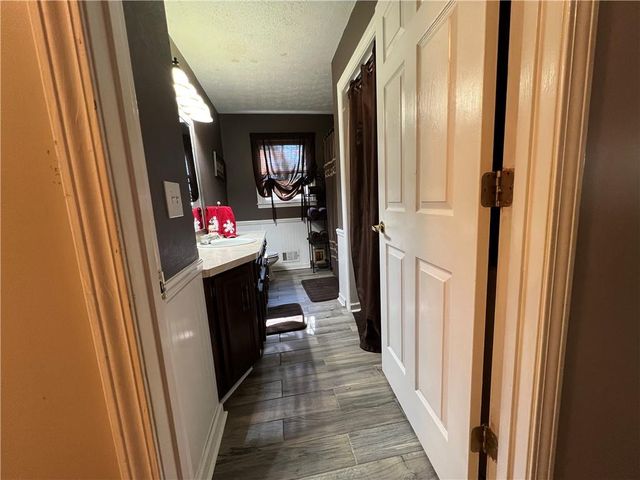 313 Chattahoochee Way, Woodstock, GA 30188