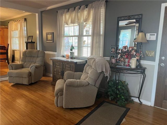 313 Chattahoochee Way, Woodstock, GA 30188