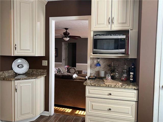 313 Chattahoochee Way, Woodstock, GA 30188