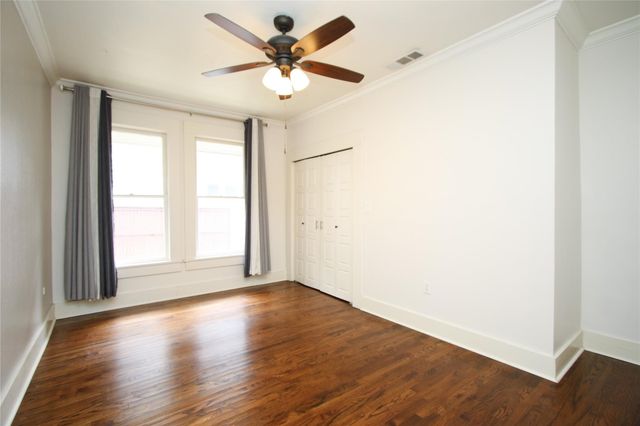 1951 College Avenue, Fort Worth, TX 76110