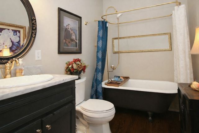 1951 College Avenue, Fort Worth, TX 76110