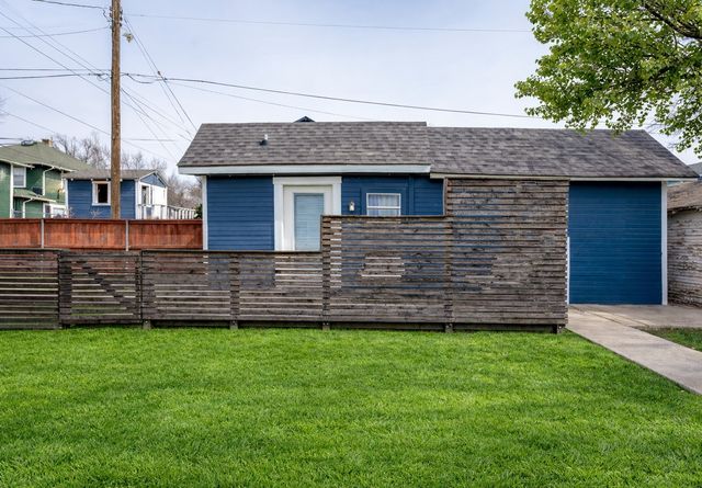 1951 College Avenue, Fort Worth, TX 76110