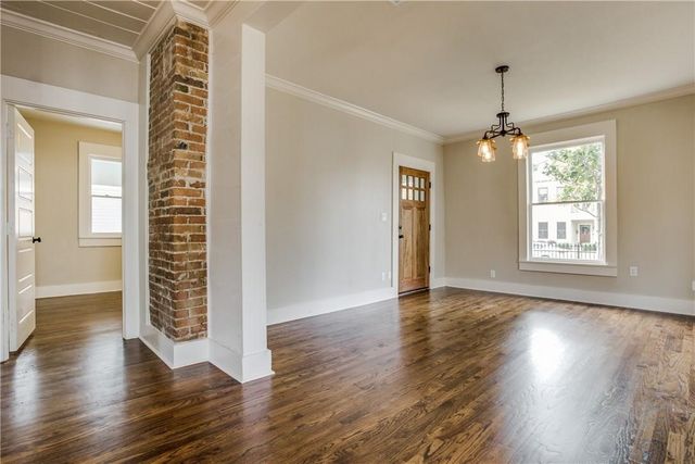 1951 College Avenue, Fort Worth, TX 76110