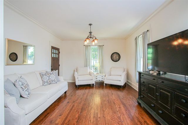 1951 College Avenue, Fort Worth, TX 76110