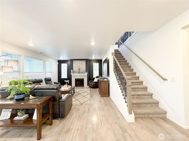 29619 120th Ct SE, Auburn, WA 98092