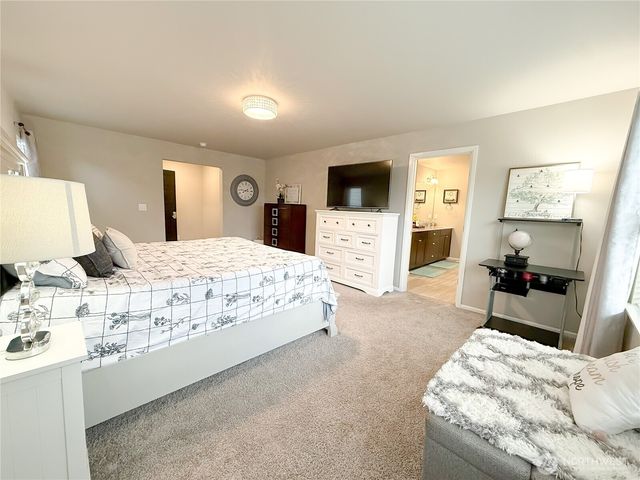 29619 120th Ct SE, Auburn, WA 98092