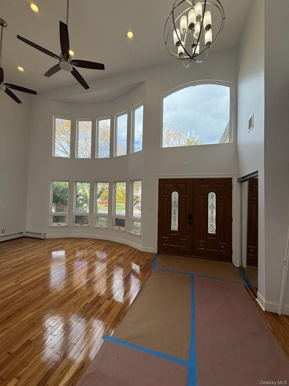 186 E Pennywood Avenue, Roosevelt, NY 11575 — photo 3