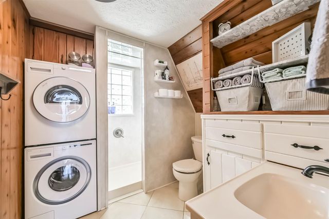 2009 Todville Road, Seabrook, TX 77586