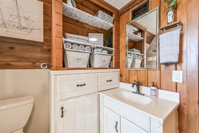 2009 Todville Road, Seabrook, TX 77586