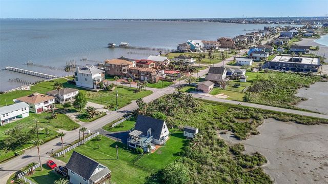 2009 Todville Road, Seabrook, TX 77586