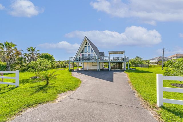 2009 Todville Road, Seabrook, TX 77586