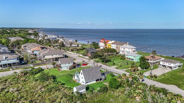 2009 Todville Road, Seabrook, TX 77586
