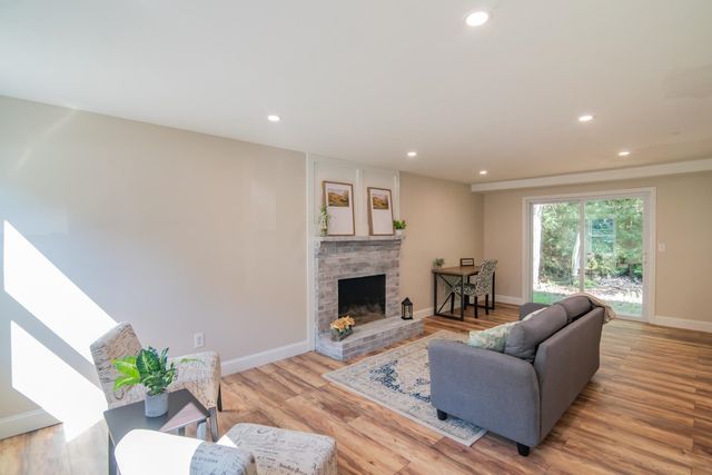 11 Chatham Street, Nashua, NH 03063