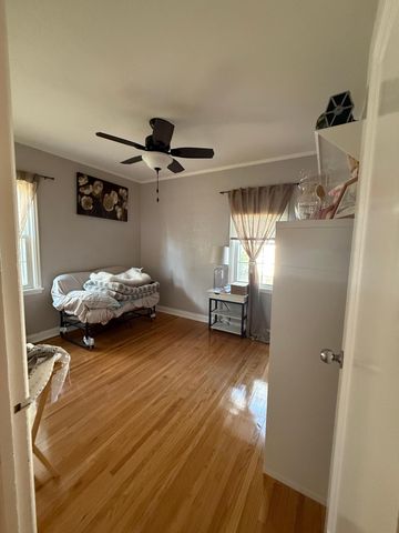 618 13th Avenue N, South Saint Paul, MN 55075