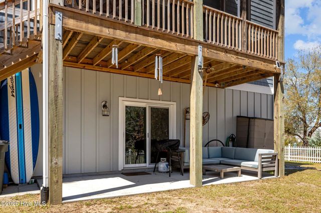 310 Lord Berkeley Drive, Emerald Isle, NC 28594