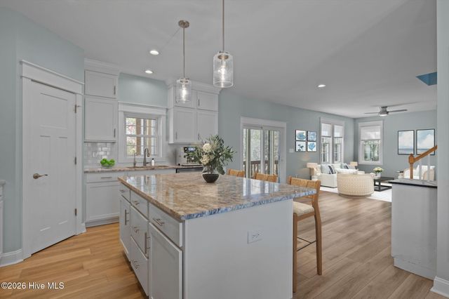 310 Lord Berkeley Drive, Emerald Isle, NC 28594