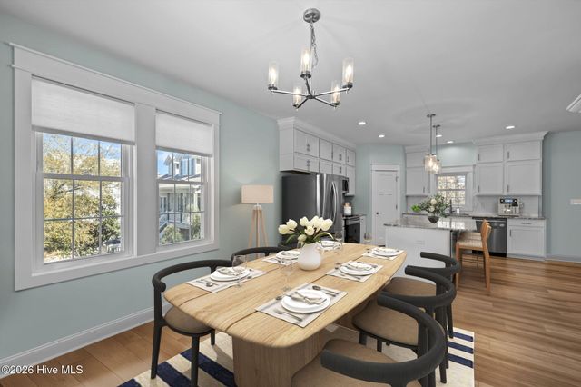 310 Lord Berkeley Drive, Emerald Isle, NC 28594