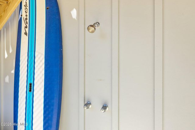 310 Lord Berkeley Drive, Emerald Isle, NC 28594