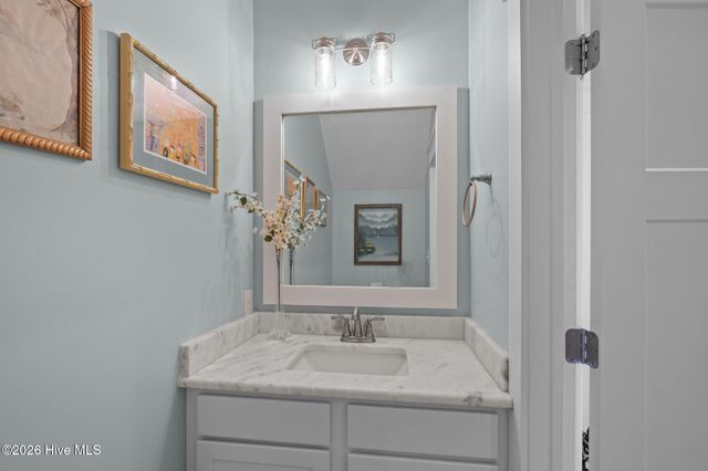 310 Lord Berkeley Drive, Emerald Isle, NC 28594