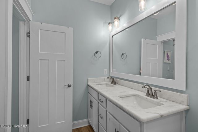 310 Lord Berkeley Drive, Emerald Isle, NC 28594