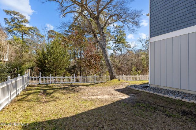 310 Lord Berkeley Drive, Emerald Isle, NC 28594