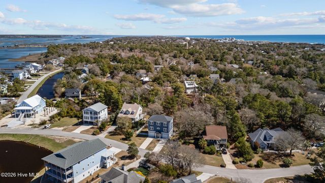 310 Lord Berkeley Drive, Emerald Isle, NC 28594