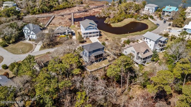 310 Lord Berkeley Drive, Emerald Isle, NC 28594