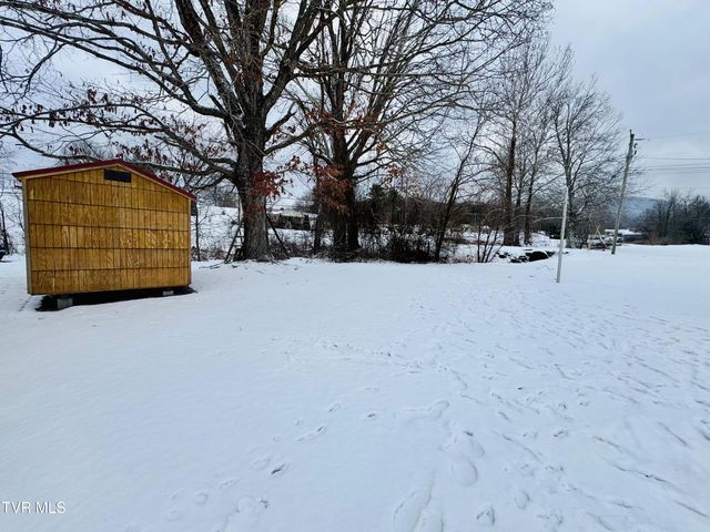 1190 Saint Clairs Creek Road, Chilhowie, VA 24319