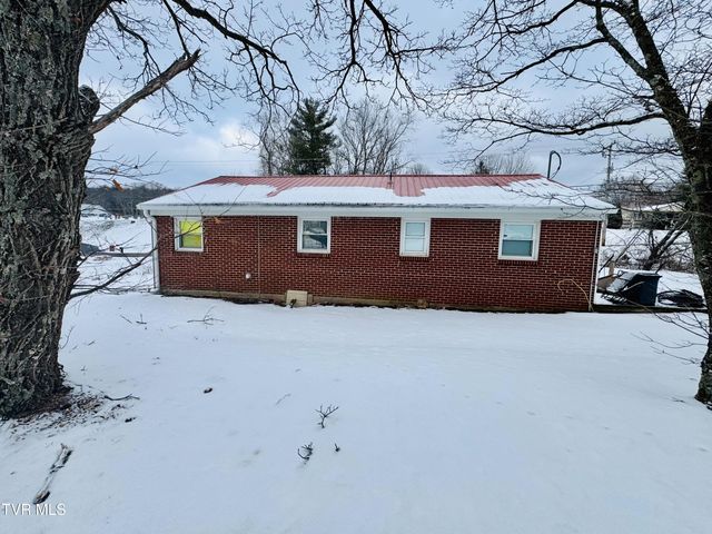 1190 Saint Clairs Creek Road, Chilhowie, VA 24319