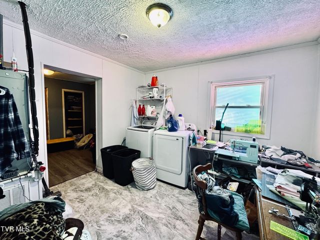 1190 Saint Clairs Creek Road, Chilhowie, VA 24319