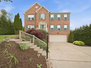 217 Field Club Circle, Robinson Twp, PA 15136