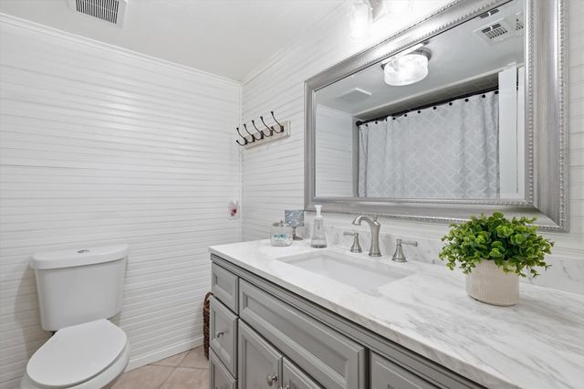 2505 Shady Ridge Drive, Bedford, TX 76021