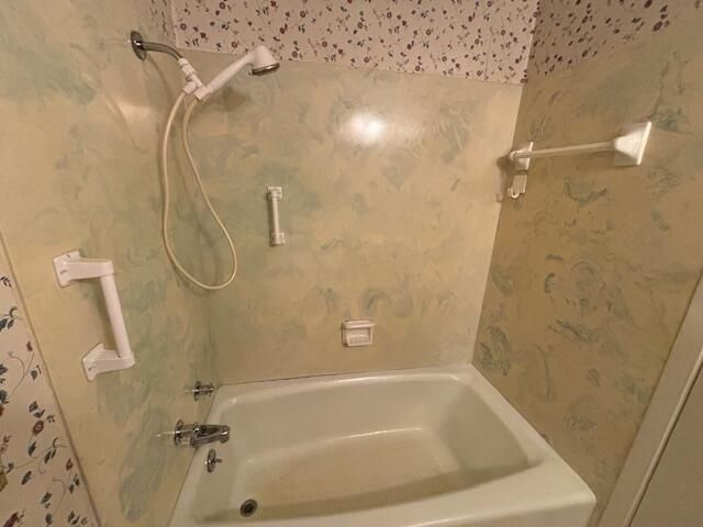 906 Birch Dr, Deridder, LA 70634