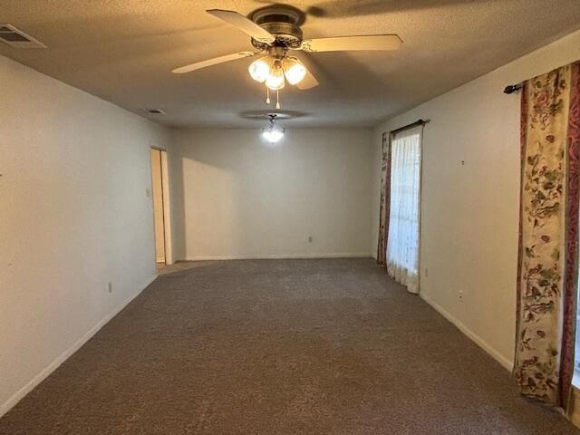 906 Birch Dr, Deridder, LA 70634