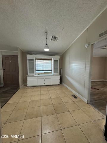 9431 E CORALBELL Avenue 3, Mesa, AZ 85208