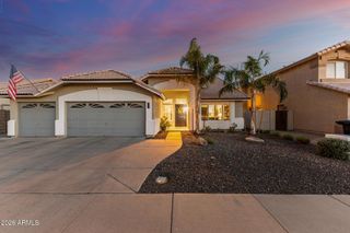 8517 W JOAN DE ARC Avenue, Peoria, AZ 85381