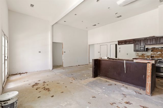 2700 Shadow Wood Court, Arlington, TX 76006