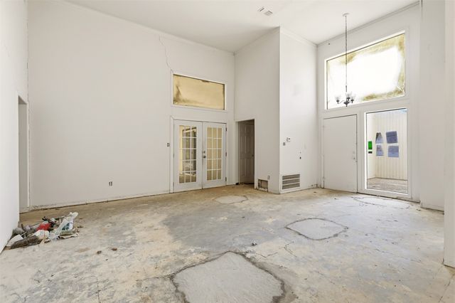 2700 Shadow Wood Court, Arlington, TX 76006