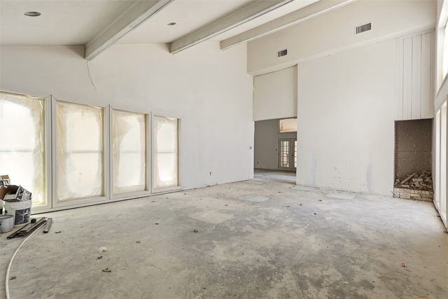 2700 Shadow Wood Court, Arlington, TX 76006