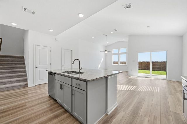 212 Crumpton WAY, Hutto, TX 78634