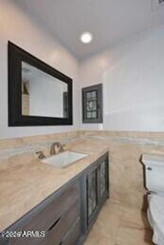 2808 E LUPINE Avenue E, Phoenix, AZ 85028