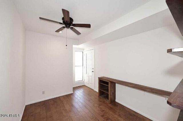 2808 E LUPINE Avenue E, Phoenix, AZ 85028