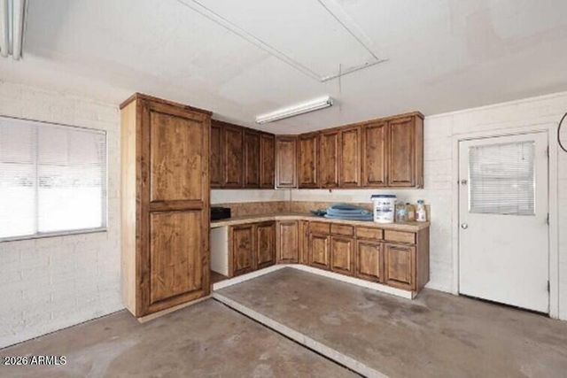 2808 E LUPINE Avenue E, Phoenix, AZ 85028