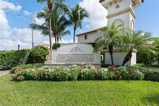 8797 Madrid CIR, Naples, FL 34104