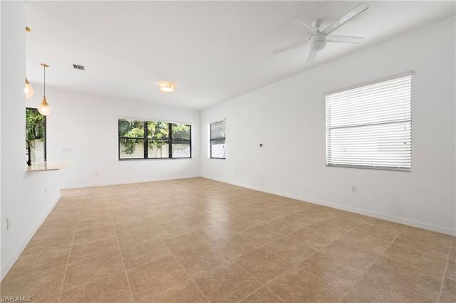 8797 Madrid CIR, Naples, FL 34104