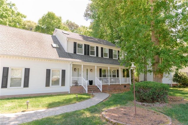 102 Stevens CT, Yorktown, VA 23693