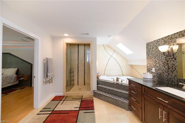 102 Stevens CT, Yorktown, VA 23693